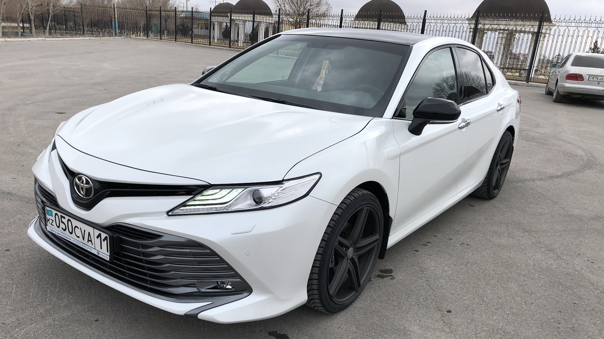 Toyota Camry (XV70) 2.5 бензиновый 2019 | 