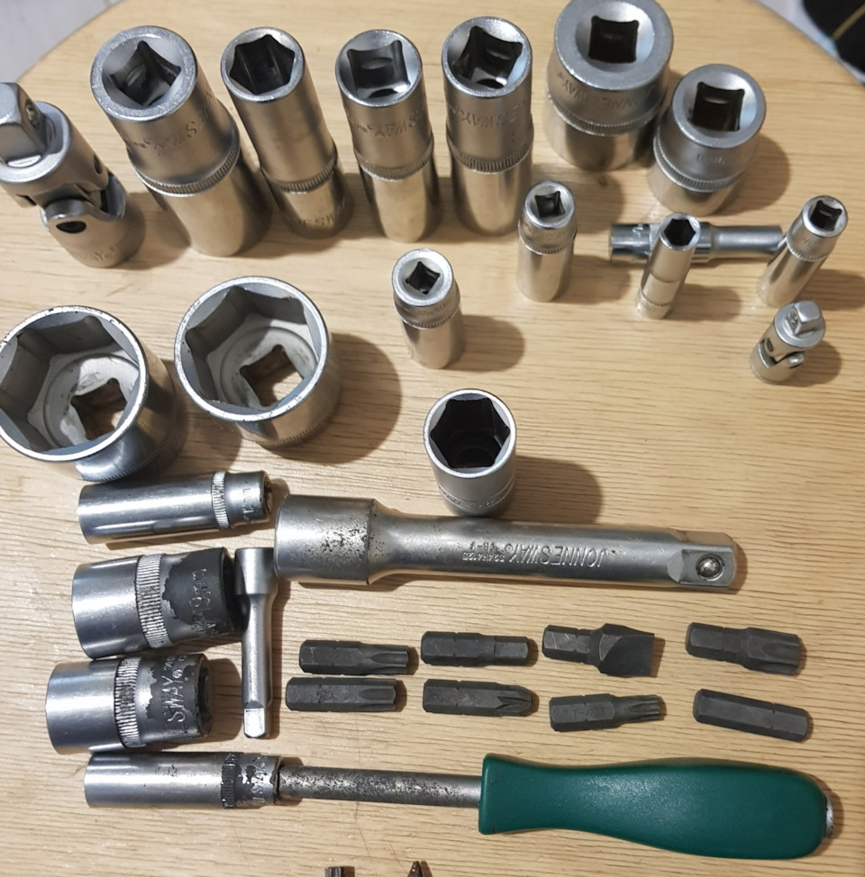 Nissan tools. Специнструмент Ниссан Кашкай.