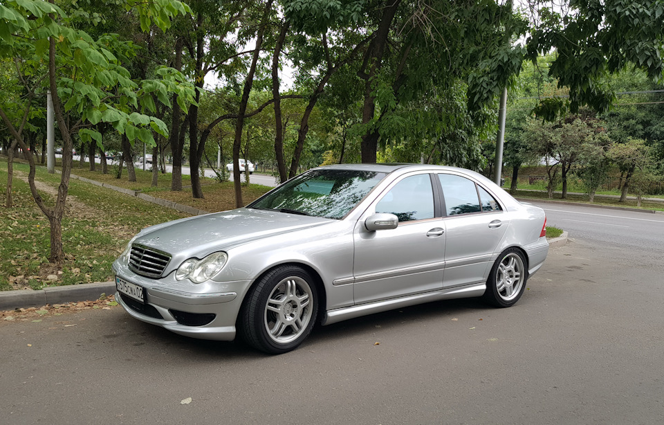 C 32. Mercedes c32 AMG. Дэу Мерседес. Daewoo Mercedes. Дэу как Мерседес.