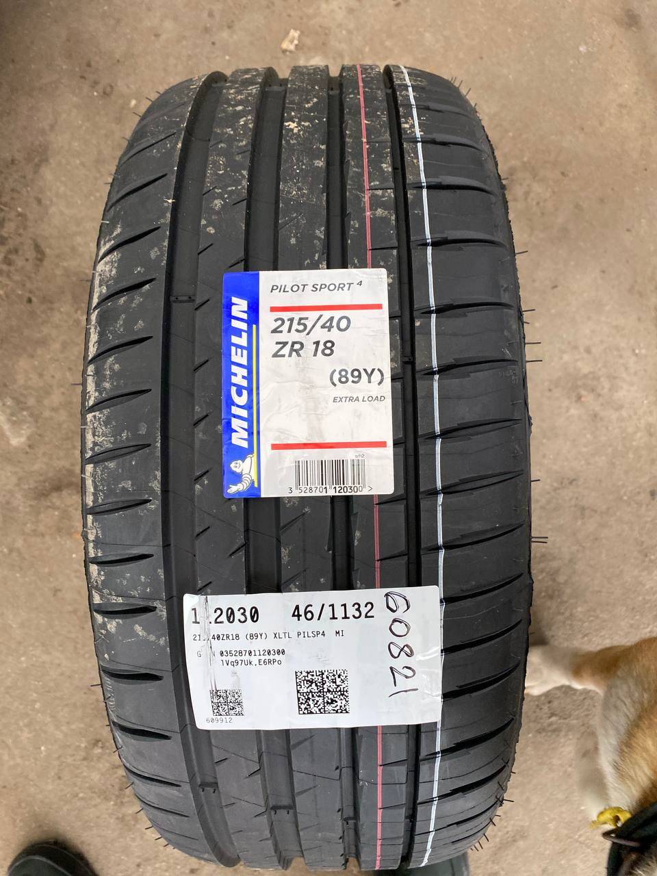 Michelin pilot sport 4 отзывы. Michelin Pilot Sport 4 215/40zr17. Michelin Pilot Sport 4 215/40 r17. Резина пилот спорт 215*40 р18.
