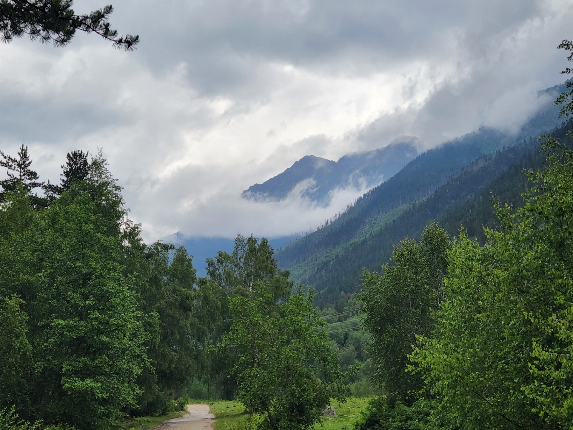 Махар Учкулан Долина