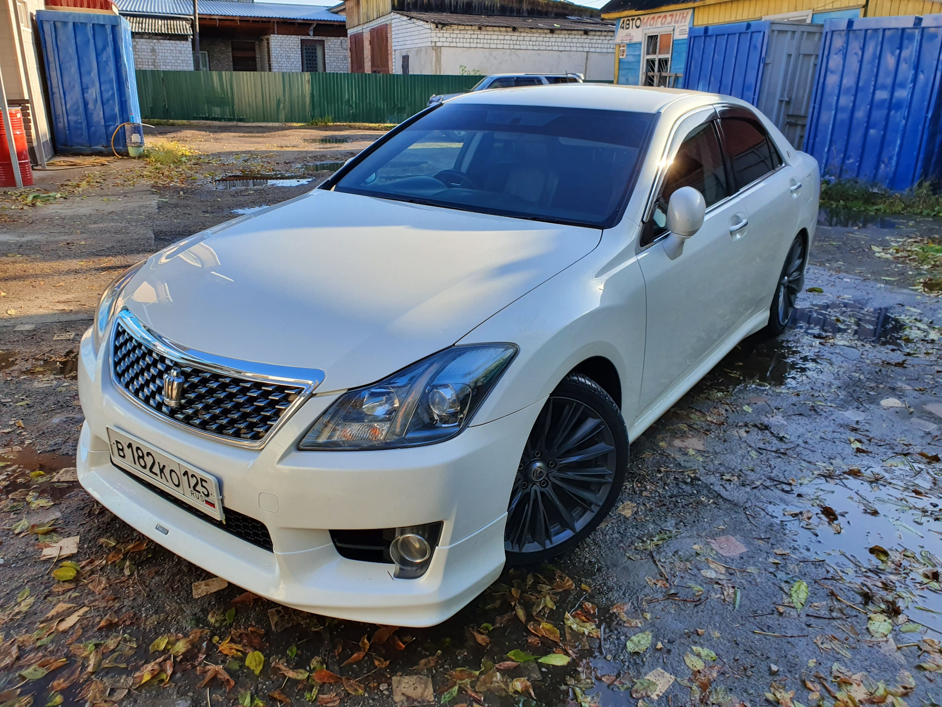 Toyota Crown s200 athlete