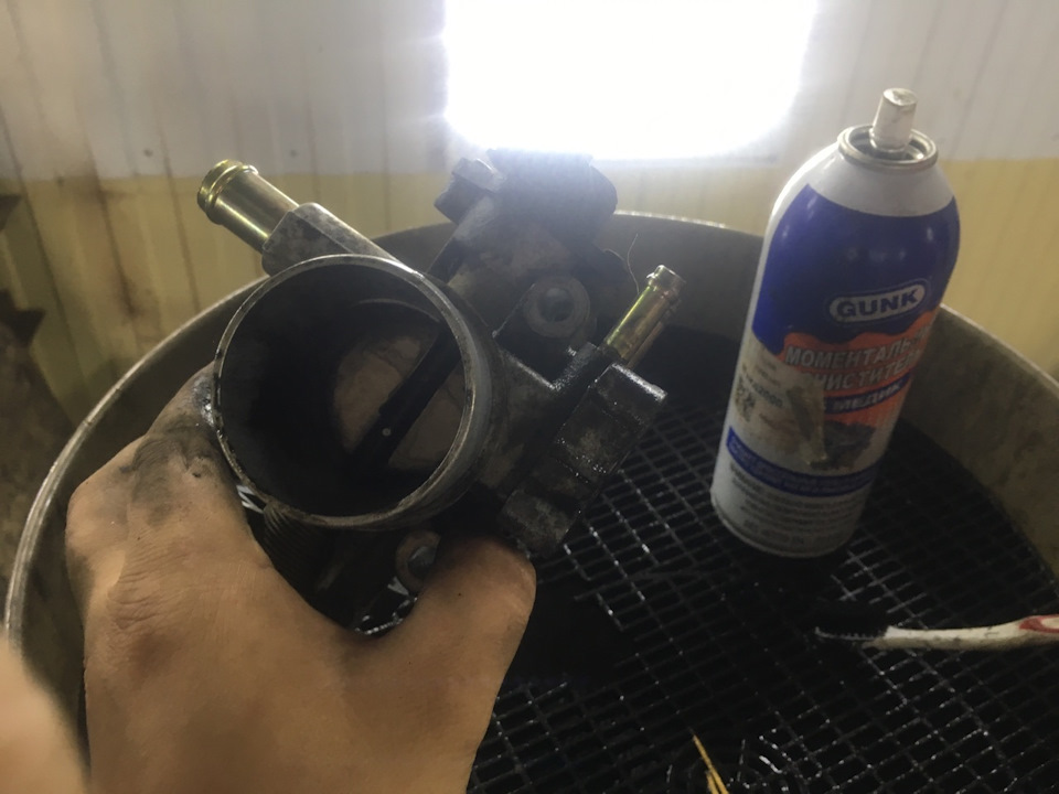 Промывка инжектора, замена свечей, очистка дроссельной заслонки. — Люкс ...