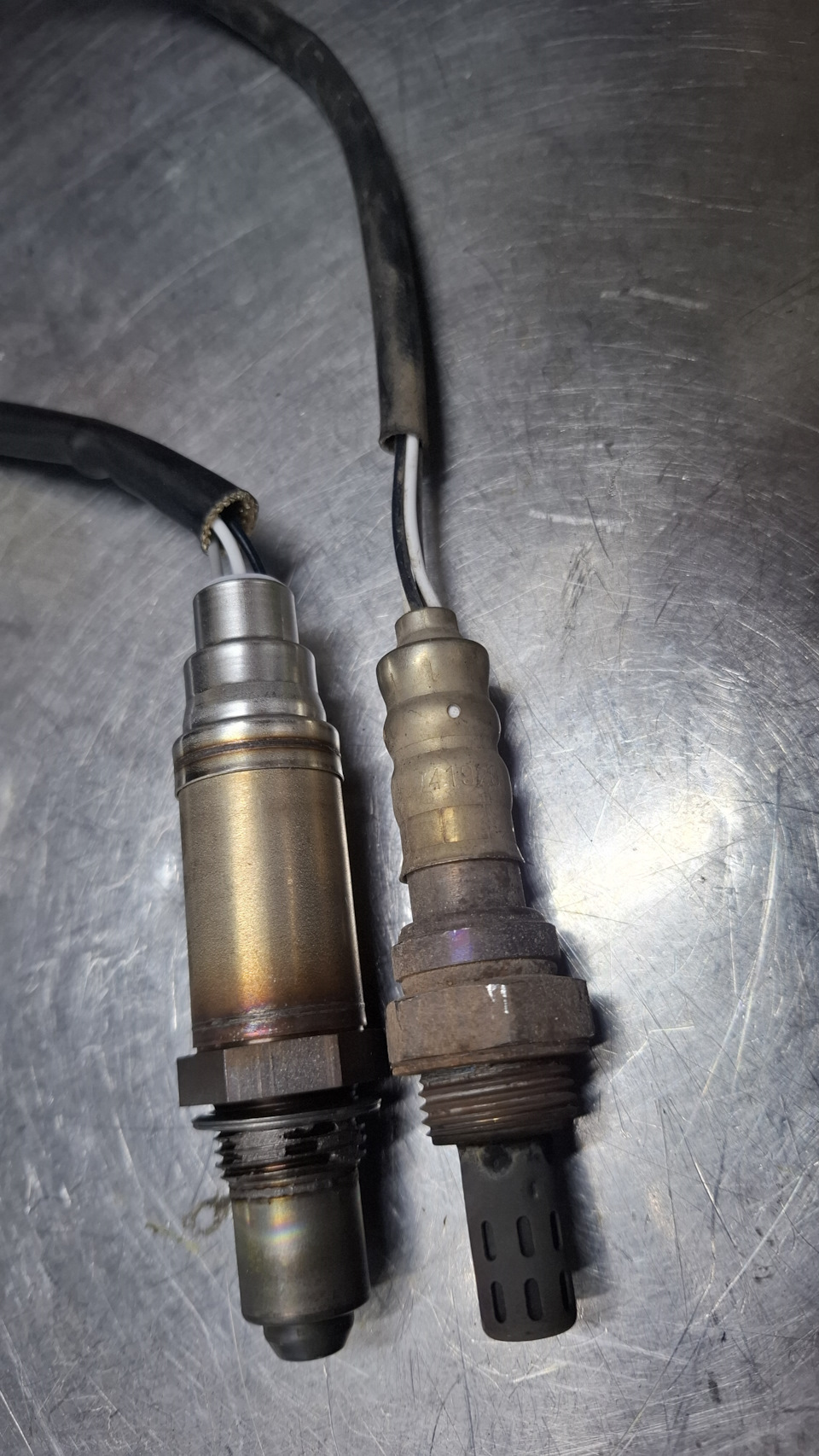 Слева новая в сравнении с родной — Nissan Almera Classic (B10)