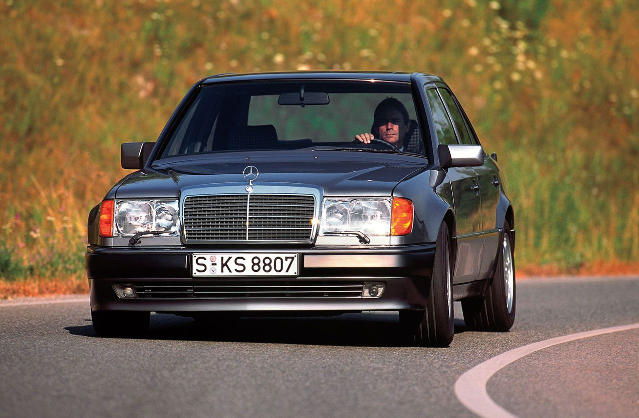 Mercedes-E500 W124. История мук и страданий в России. — «История  автомобилестроения» на DRIVE2