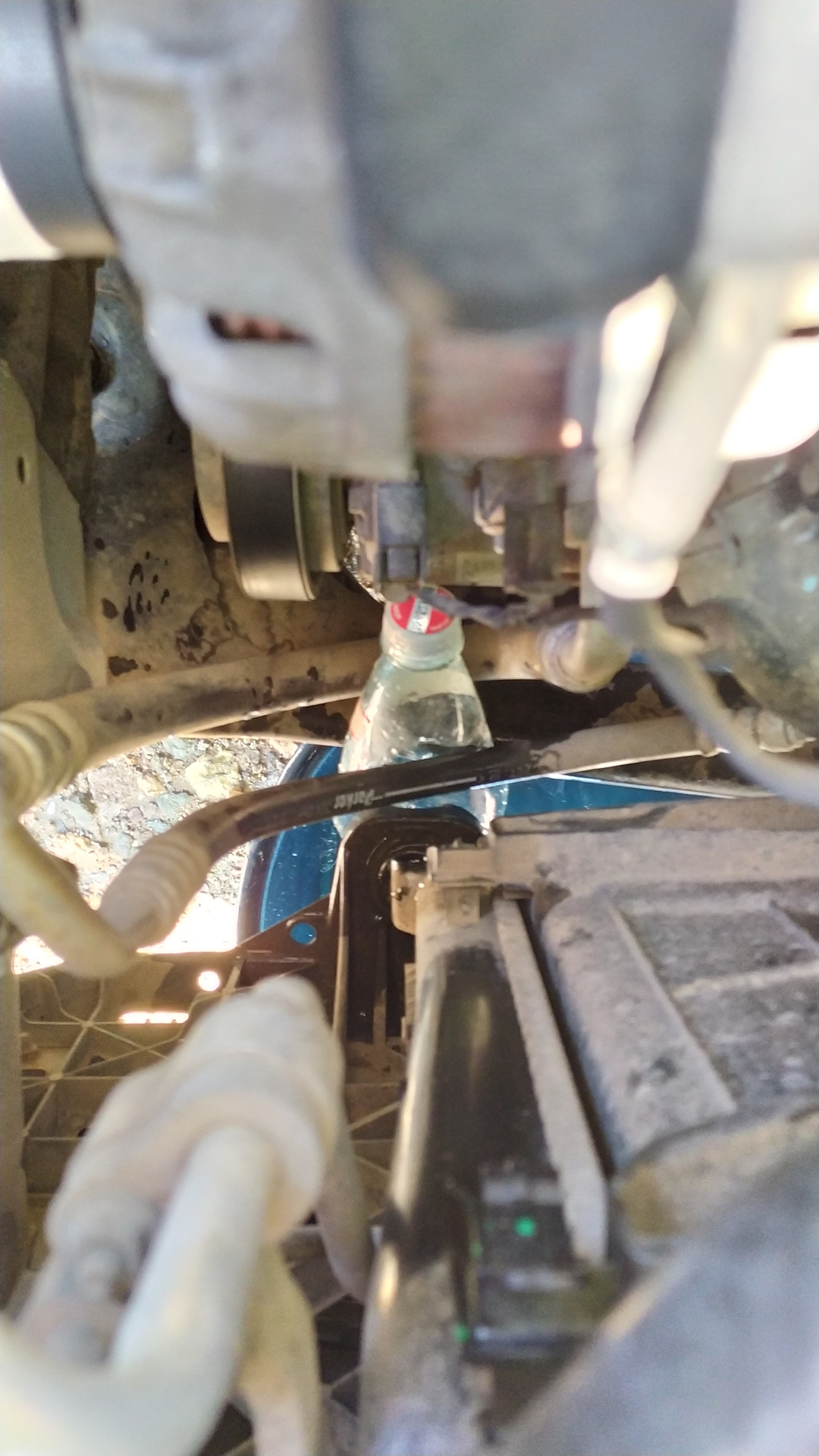 Замена антифриза на Felix G12+ и заменил задние колодки YES-Q ESD8061 ...