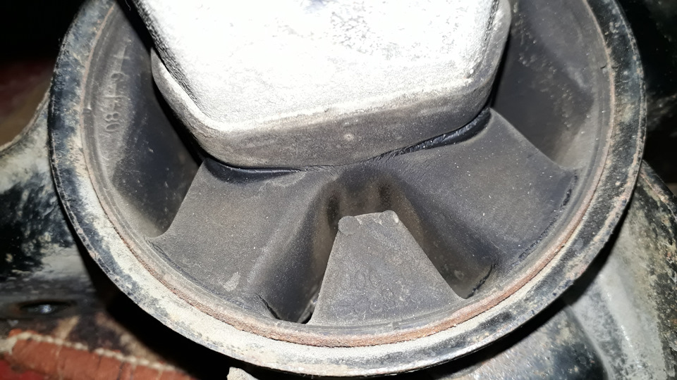 Опора АКПП — Hyundai i30 (1G)