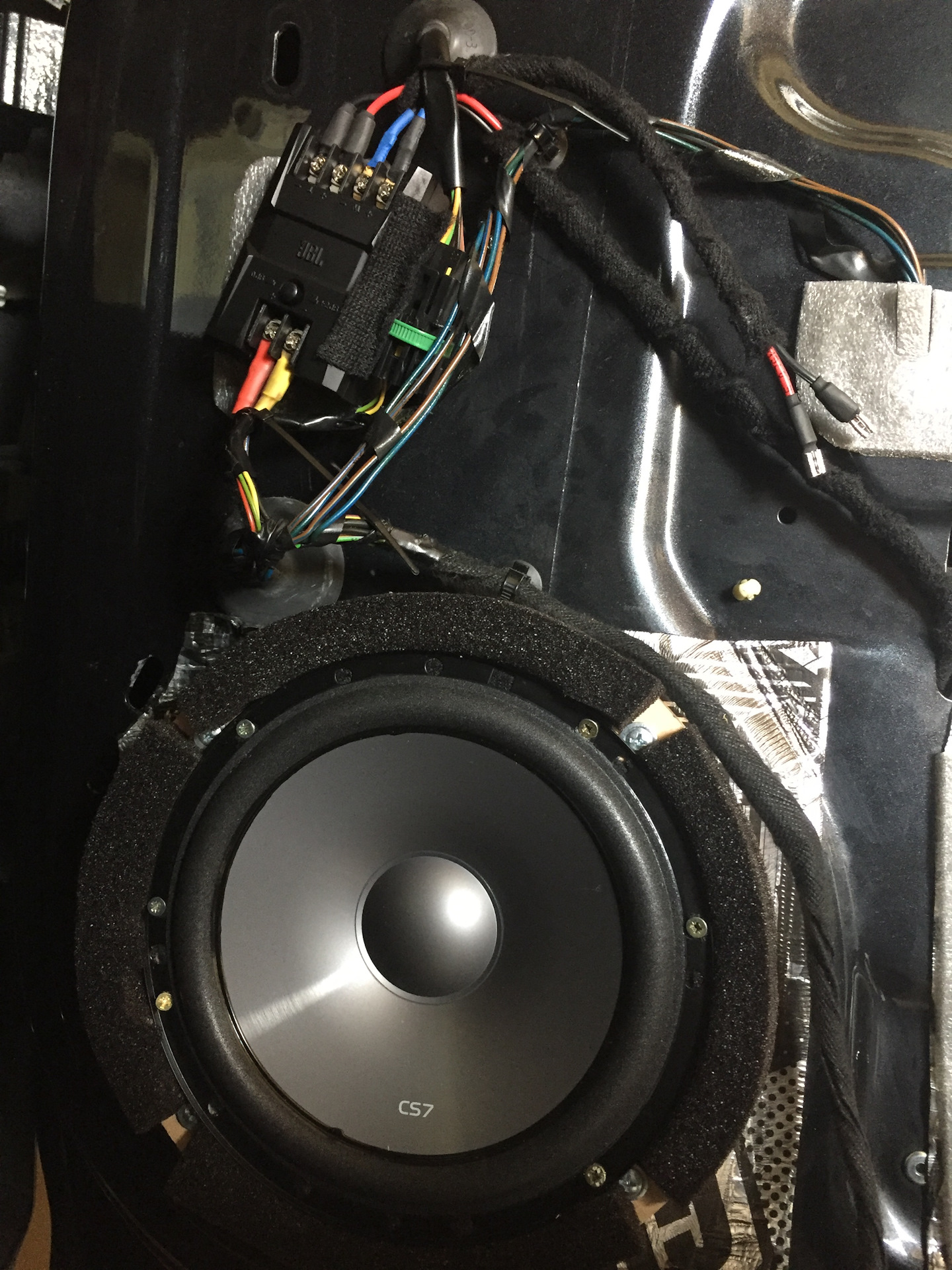 замена штатной аудиосистемы