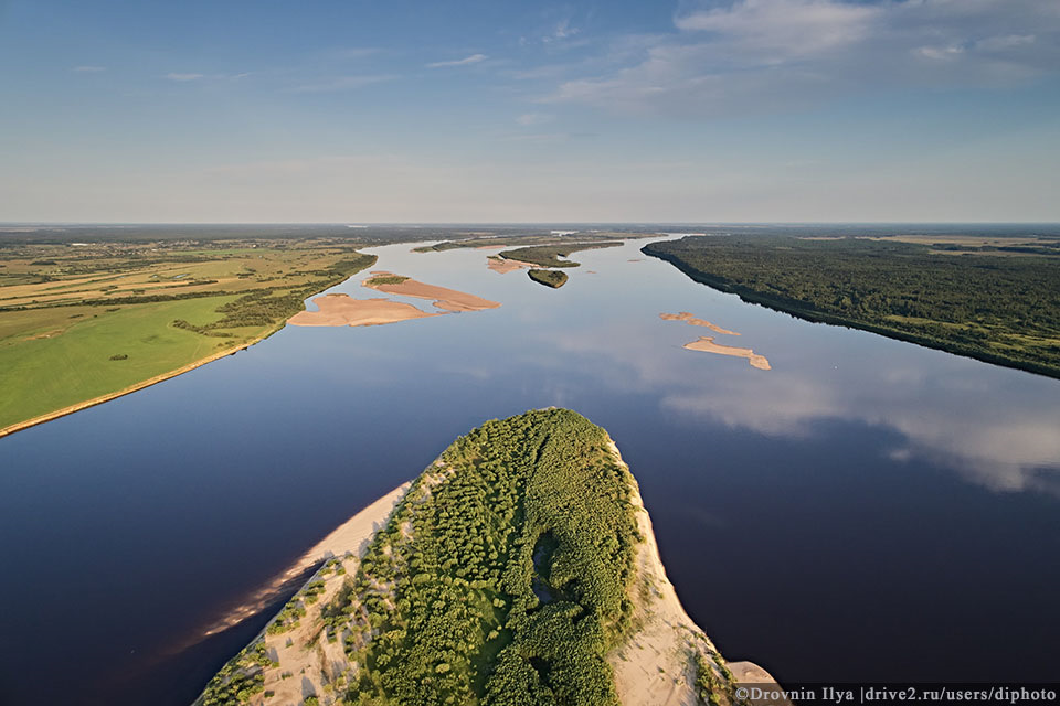 Северные устья реки. Река Северная Двина. Сев Двина река. Берег Северной Двины Архангельск. Северная Двина Вологодская область.