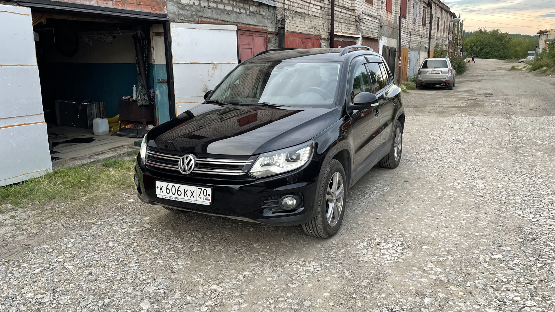 Volkswagen Tiguan (1G) 2.0 бензиновый 2012 | Тишка на DRIVE2