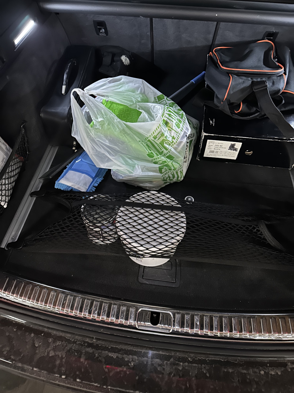 Фото в бортжурнале Audi A6 Avant (C8)