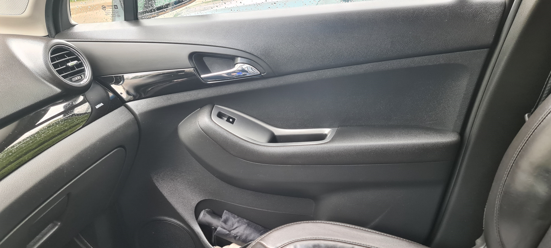 Очистка пластика салона полиролью для пластика ASTRO him — Chevrolet ...