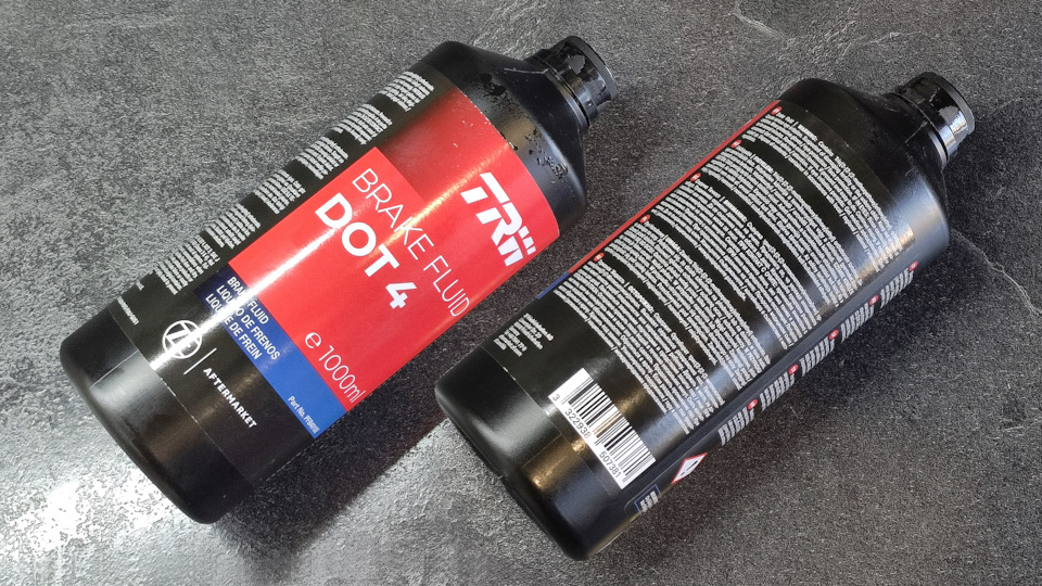 PFB401 Тормозная жидкость TRW | Запчасти на DRIVE2