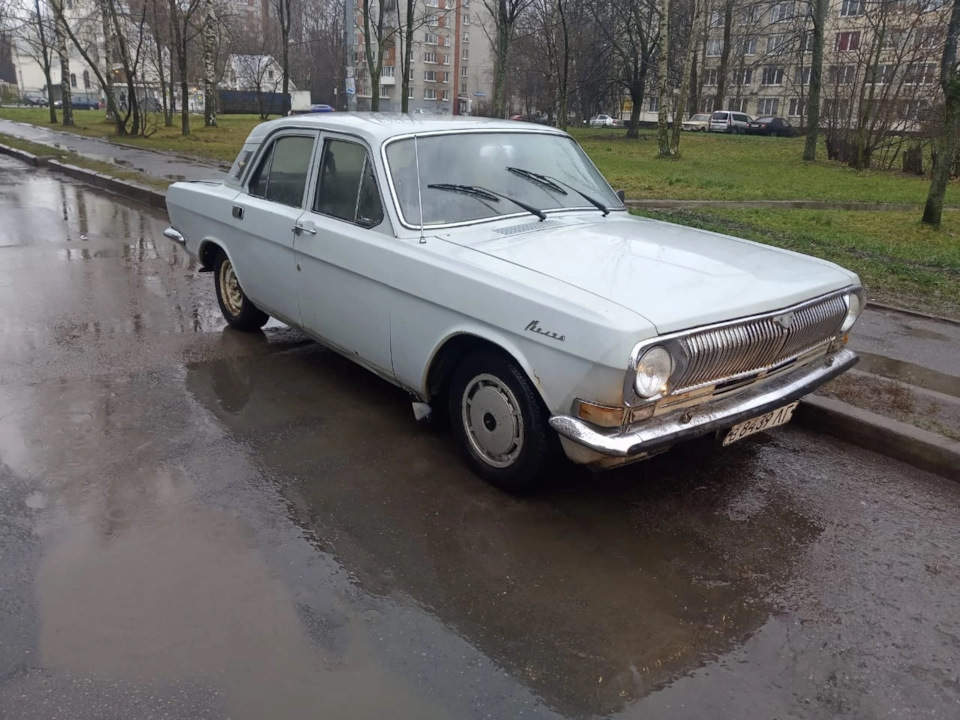 Заводские колеса с колпаками — ГАЗ 24, 2,4 л, 1976 года | колёсные ...