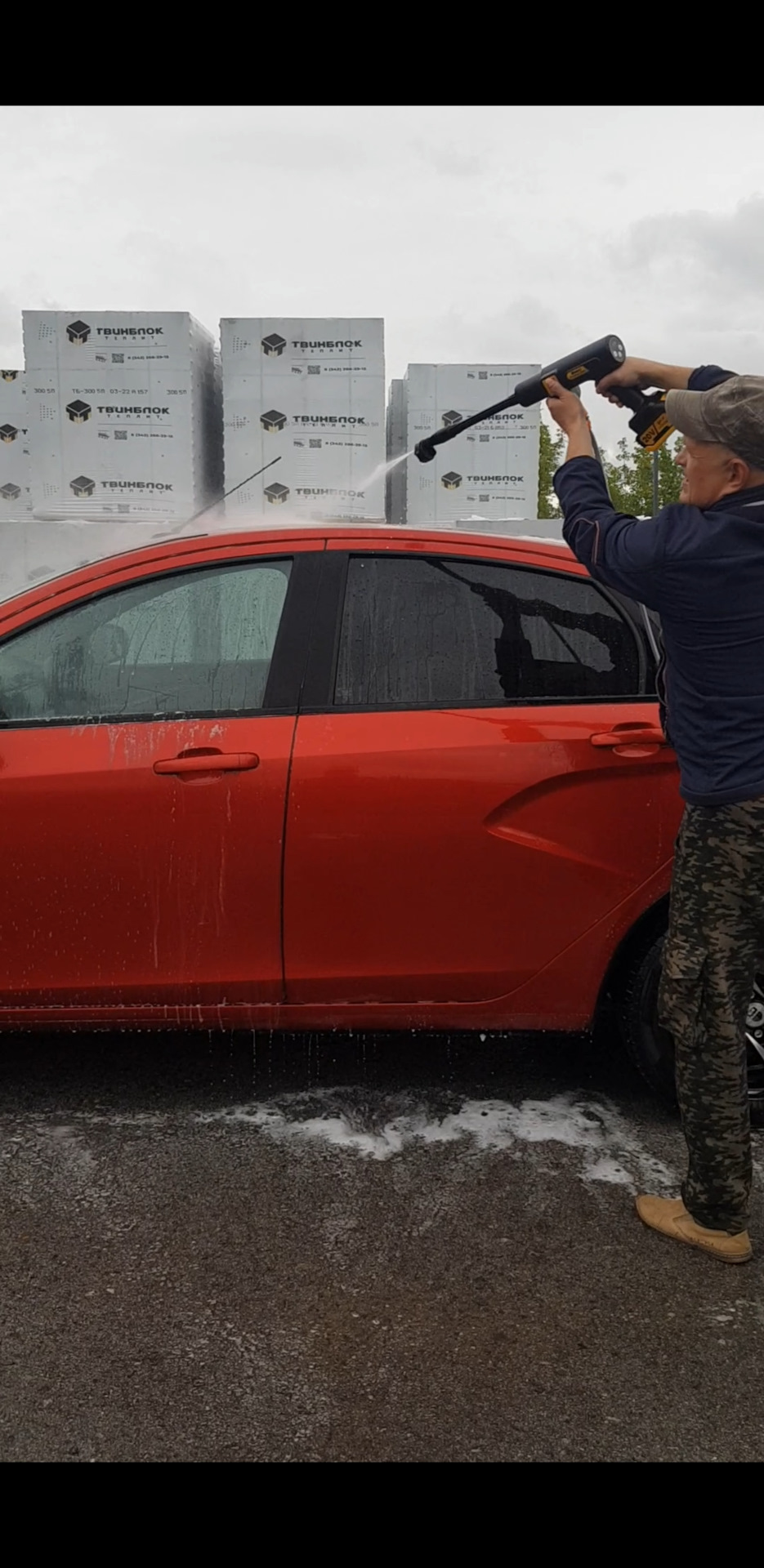 Аккумуляторная минимойка — Lada Vesta, 1,6 л, 2021 года | аксессуары |  DRIVE2