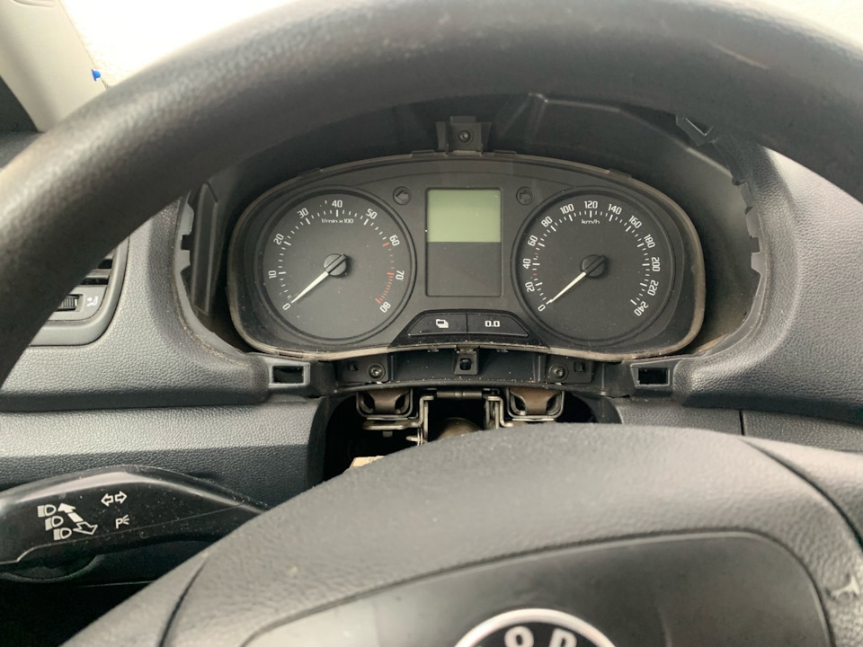 Замена печки Шкода Фабия 2 — Skoda Fabia Mk2, 1,2 л, 2011 года ...