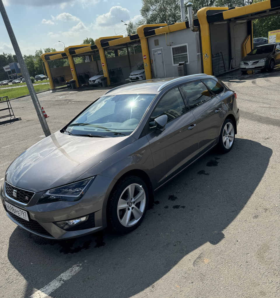 Новая машина — SEAT Leon FR (Mk3), 1,8 л, 2013 года | покупка машины |  DRIVE2