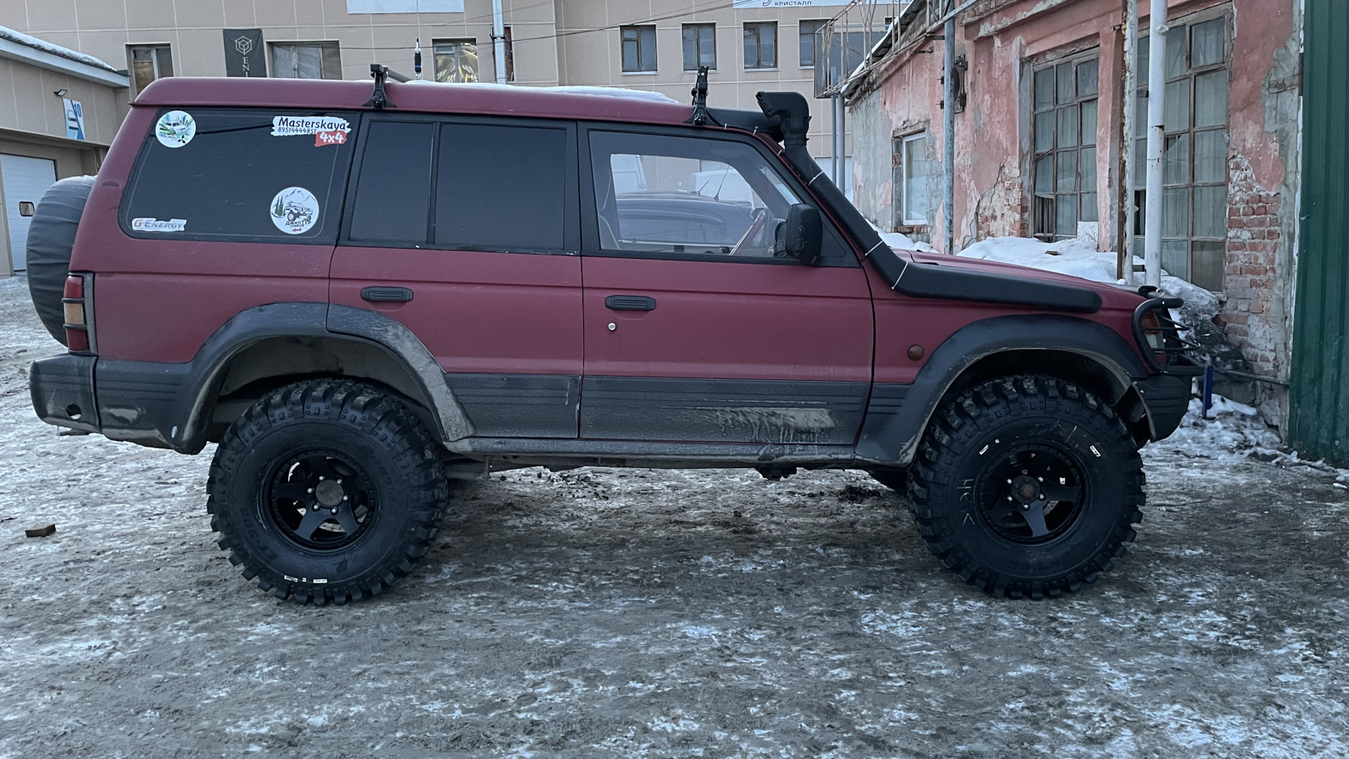 Продажа Mitsubishi Pajero (2G) 1993 (бензин, МКПП) — с историей  обслуживания — DRIVE2.RU