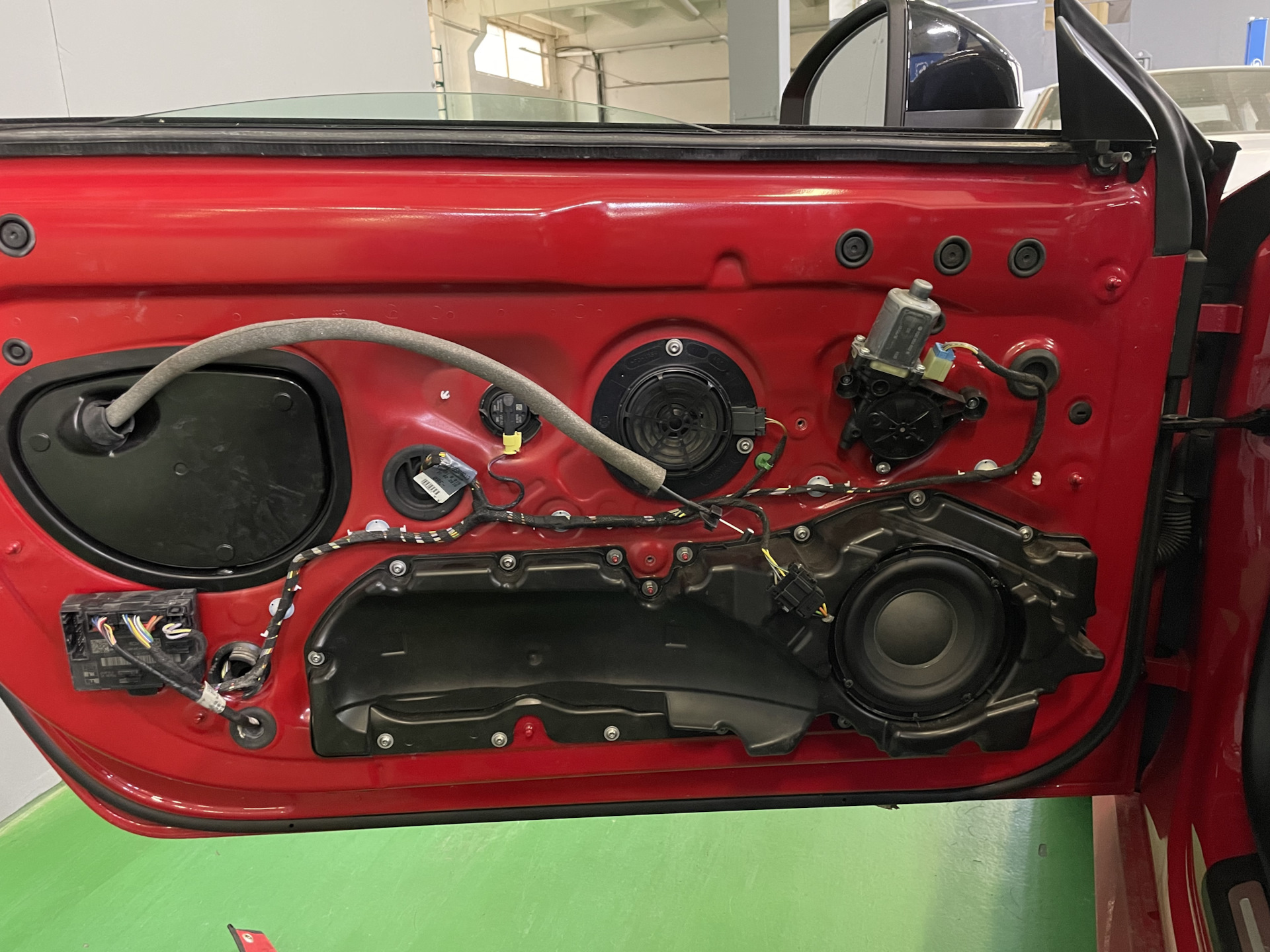 Устранение неисправности «Хрипение динамиков» — Audi TT (3G), 2 л, 2016 ...