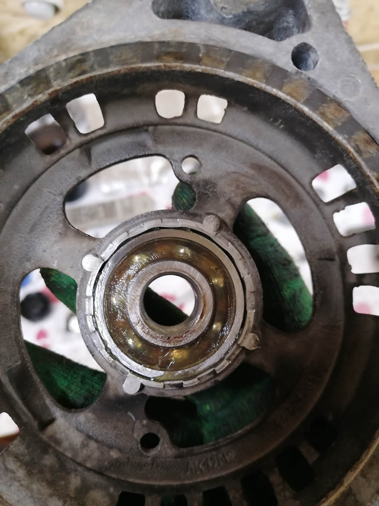 Свист генератора и натяжного ролика (оживляем подшипники) — Lada Калина ...