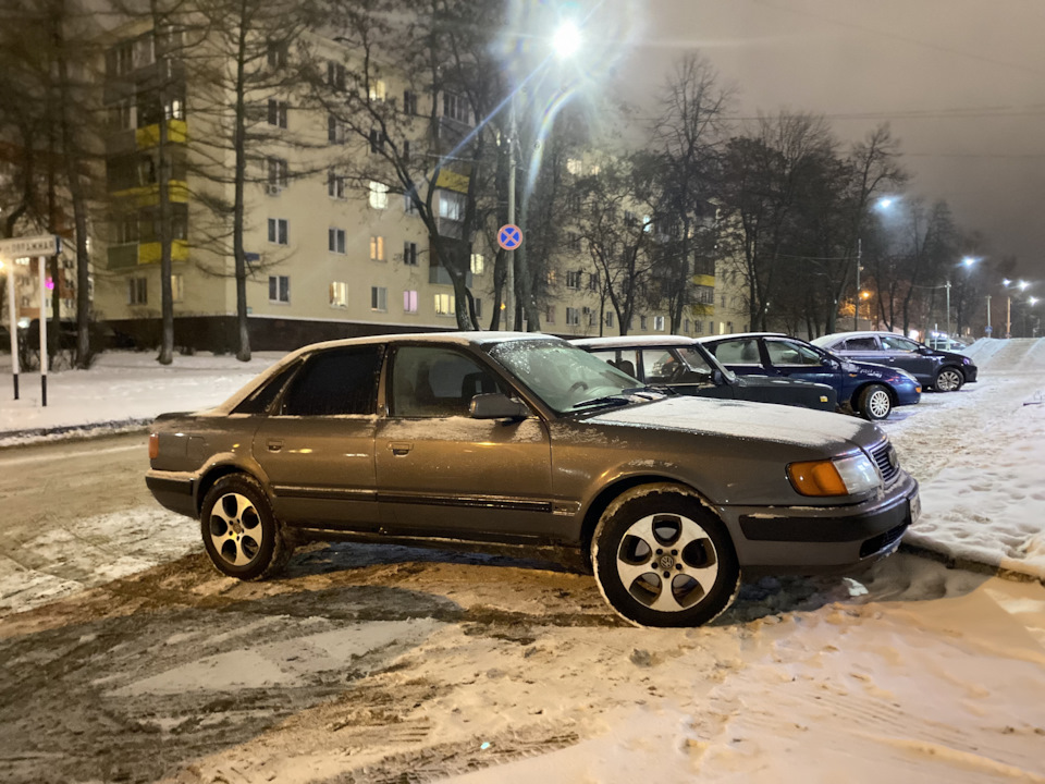 ПОСЛЕ. И ступинские бордюры не страшны — Audi 100 (C4)