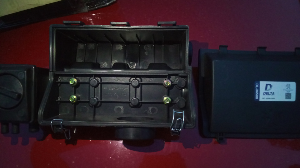 8. клапанная крышка иран саманд 1. 8. 8. клапанная крышка пежо 405.