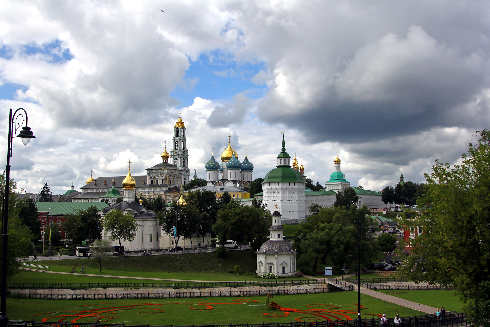 Троице-сергиева лавра обои на рабочий стол. Сергиев посад кремль. Обои сергиев посад. Обои сергиев посад. Лавра сергиев посад.