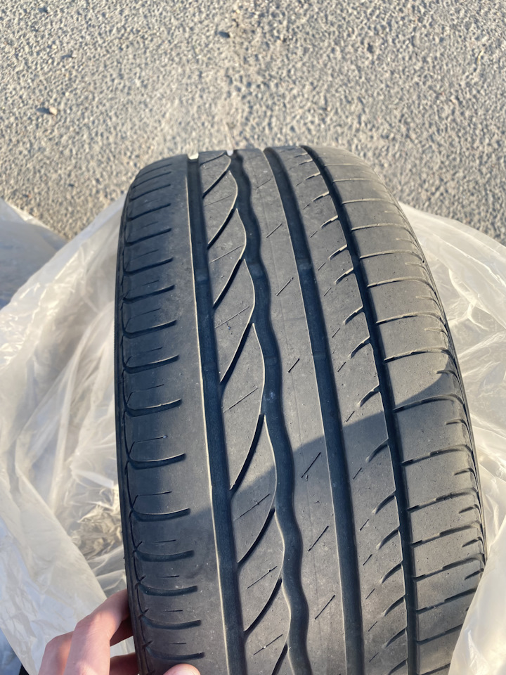 Шины летние Michelin 205/45 R16, литые диски Lenzo 7Jx16 4x100 на Lada ...
