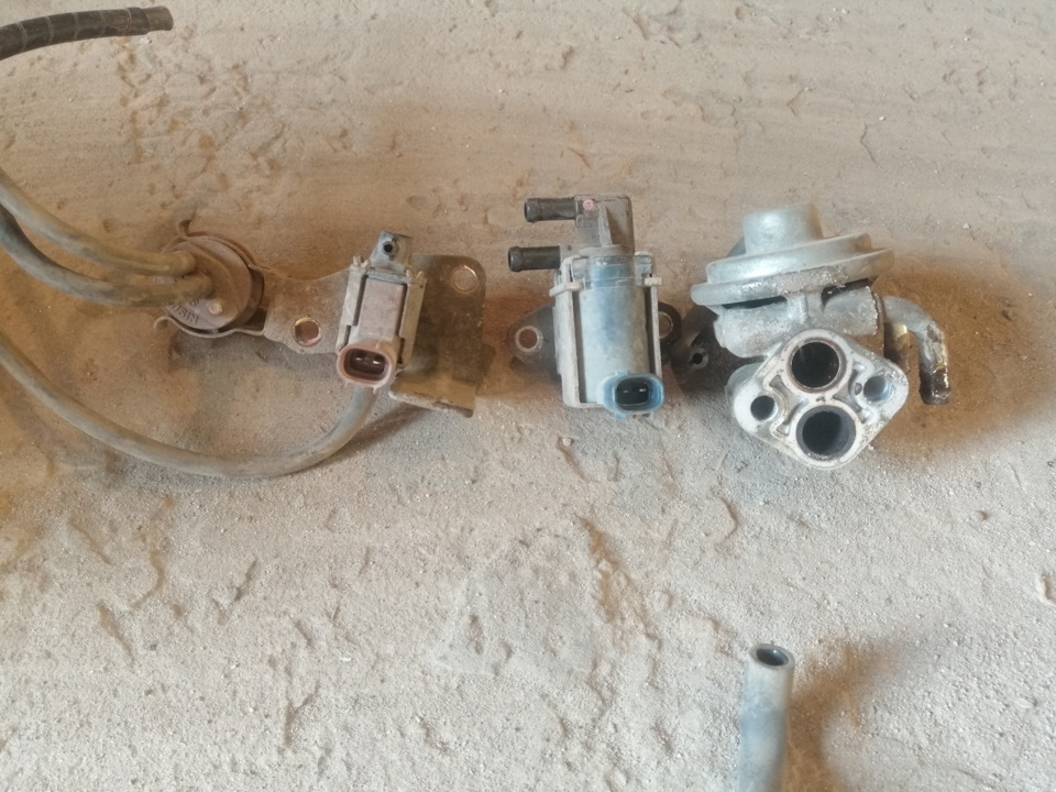 Физическое удаление EGR EVAP — Mitsubishi Galant (8G), 2,4 л., 2002