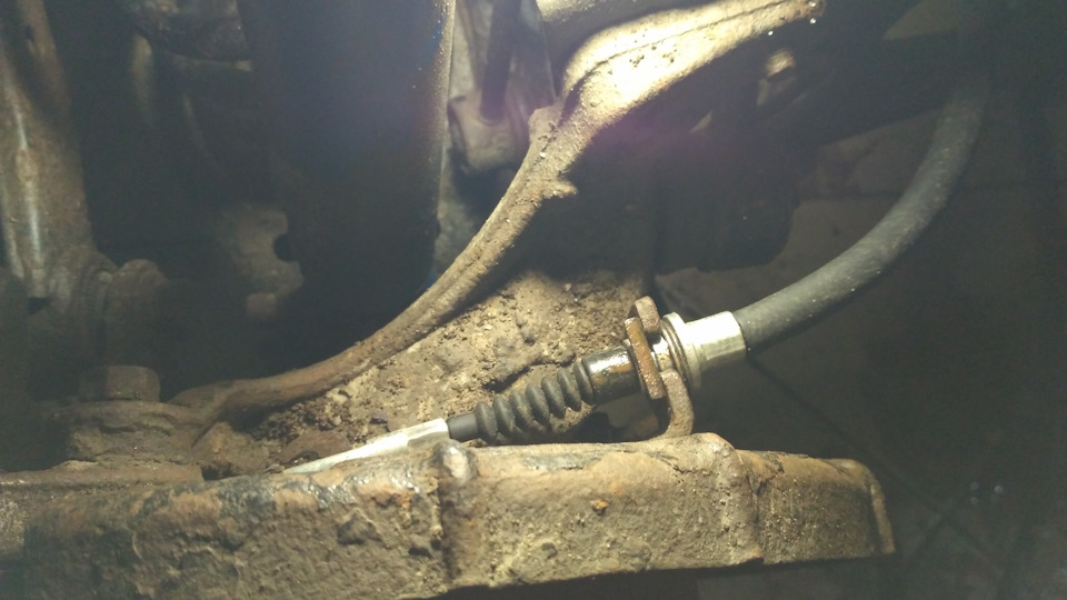 Правый трос. Не без хэндмейда) — KIA Ceed SW (1G)