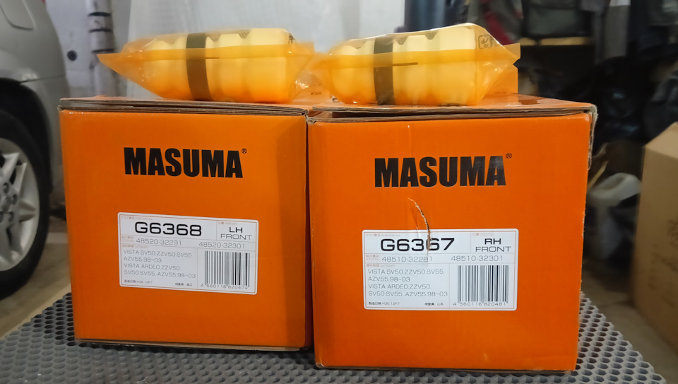 Фото в бортжурнале Toyota Opa. Запчасти на фото: G6368, 4852032291, G6367