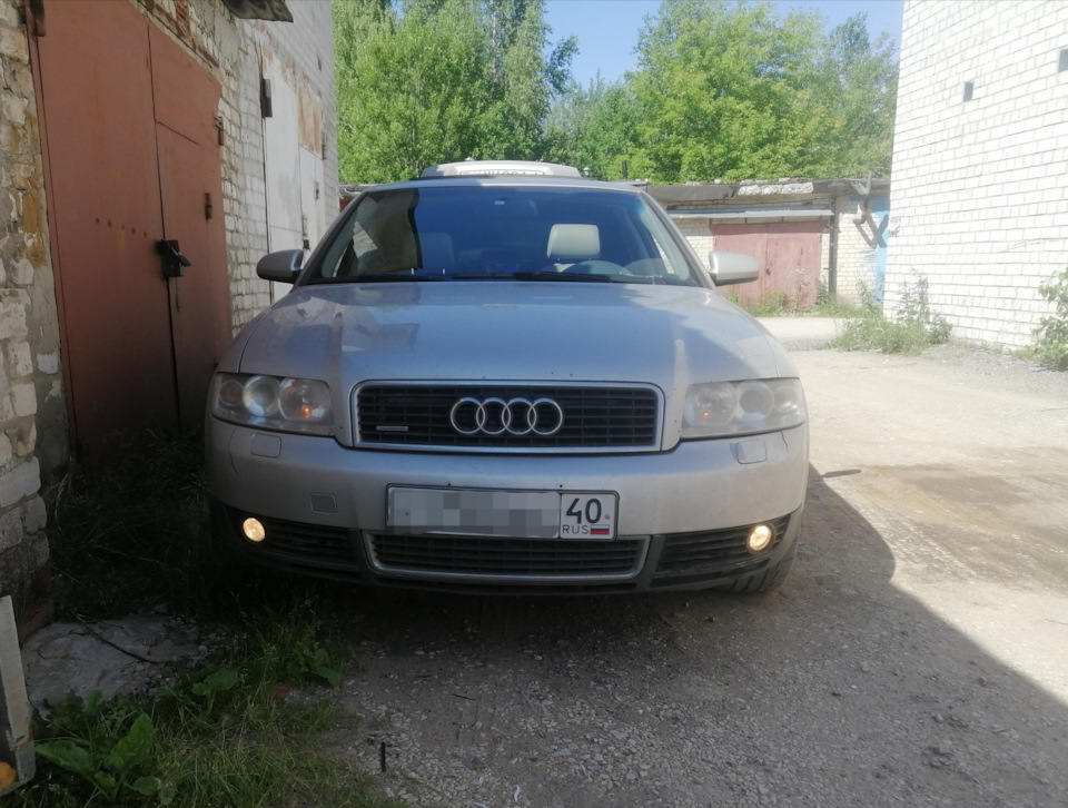 Туманки с габаритами. — Audi A4 (B6), 1,8 л, 2002 года | своими руками ...