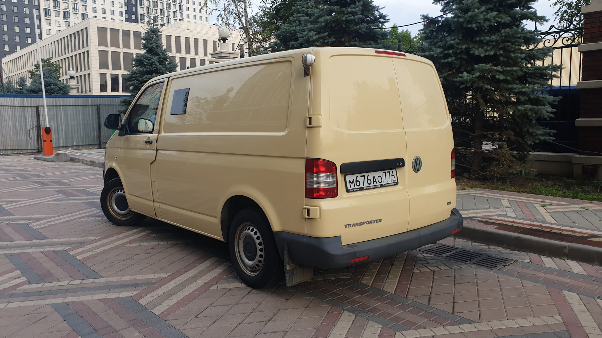 Volkswagen Transporter T5 2.0 дизельный 2012 | Машина апокалипсиса на DRIVE2