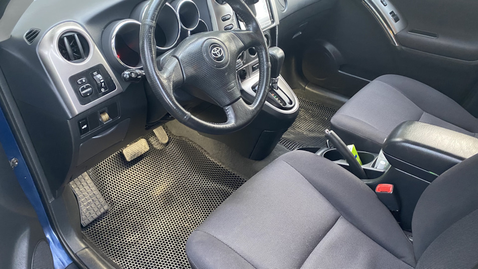 Вежливый свет — Toyota Matrix (1G), 1,8 л, 2004 года | своими руками ...