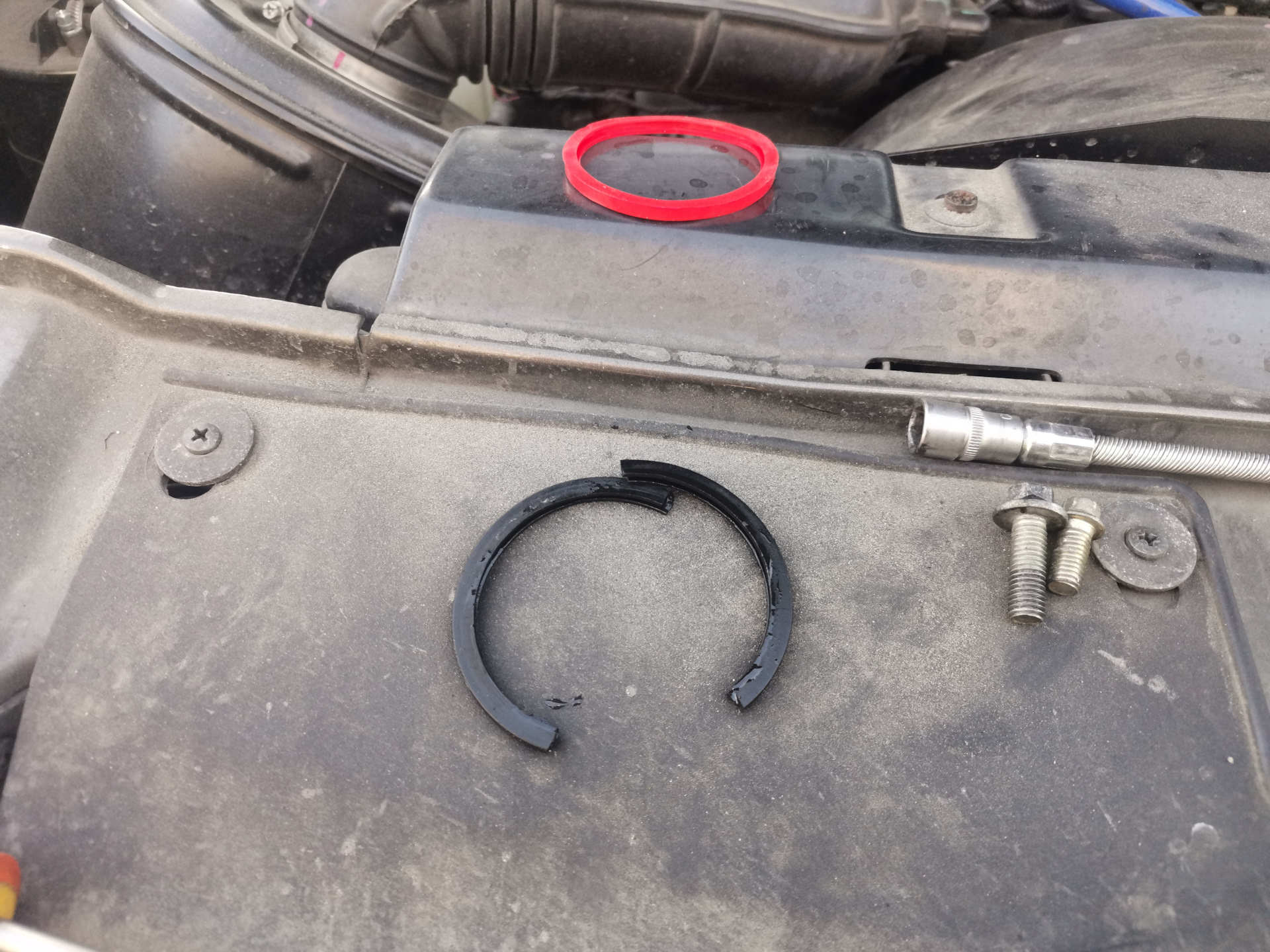 Прокладка термостата и мелочи — УАЗ Patriot, 2,7 л, 2021 года | своими ...