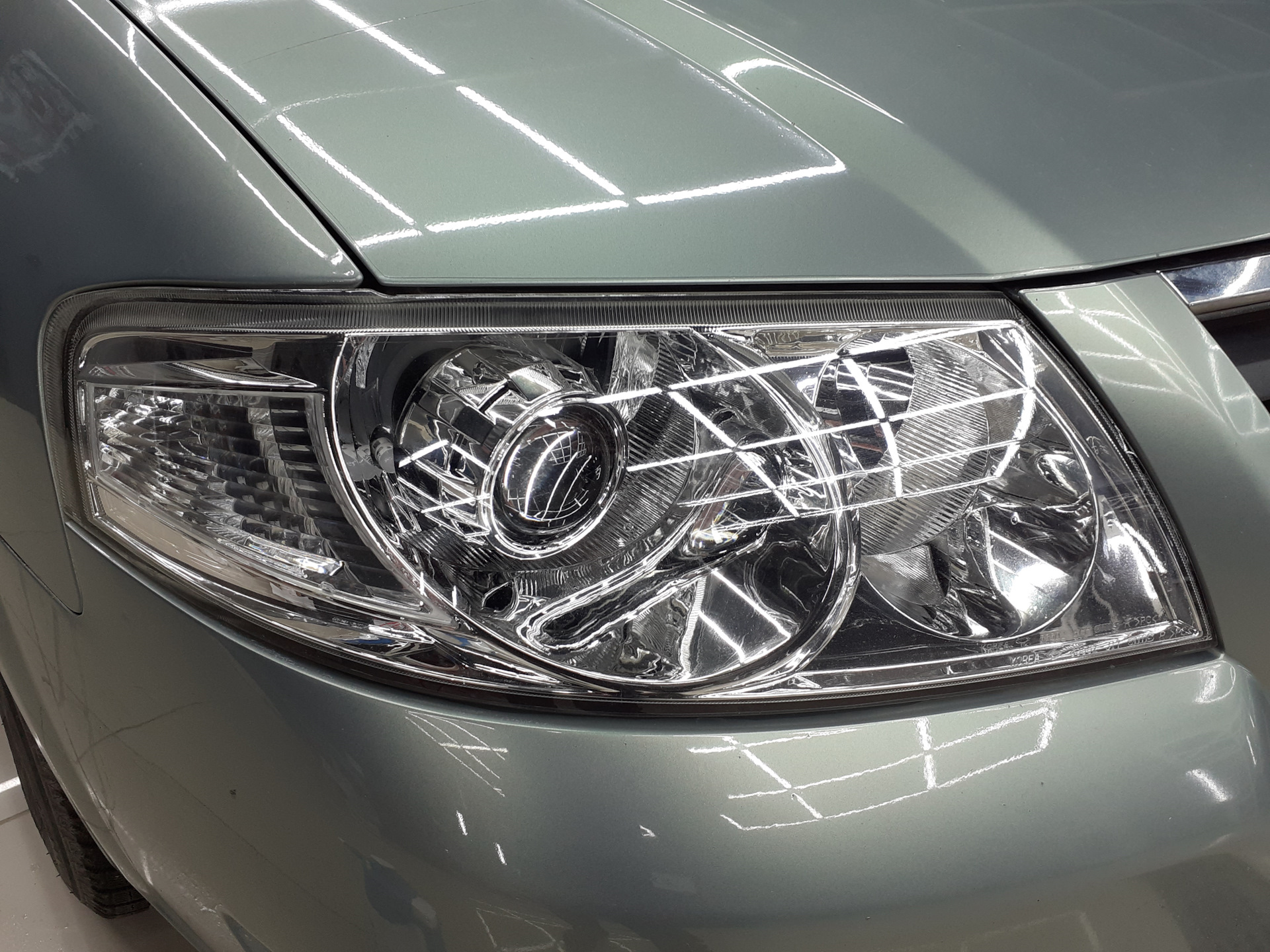 Фары в полиуретан… — Nissan Almera Classic (B10), 1,6 л, 2008 года ...