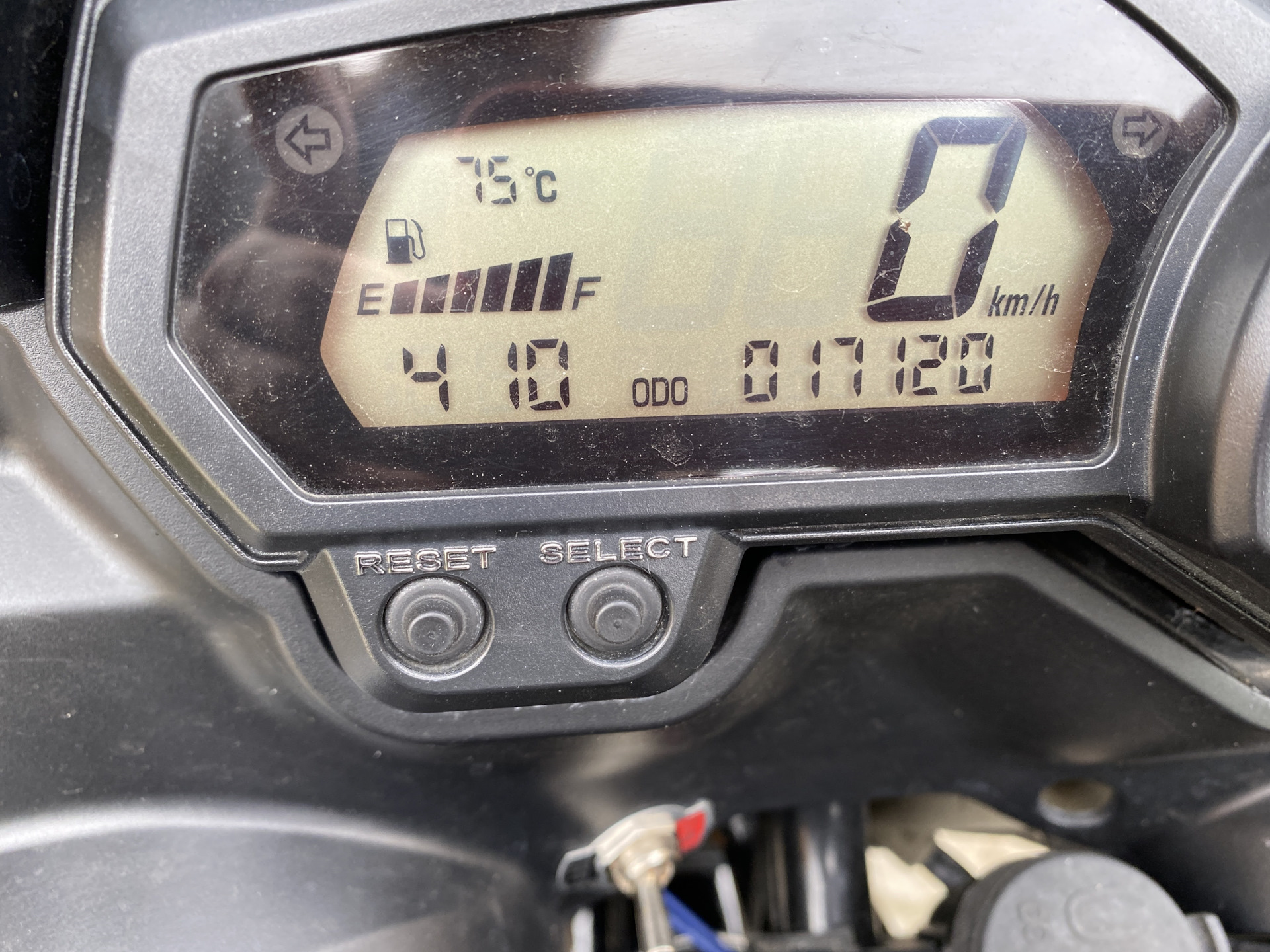 Промывка инжектора на пробеге 17120 км. Liqui moly "Injection Reiniger ...