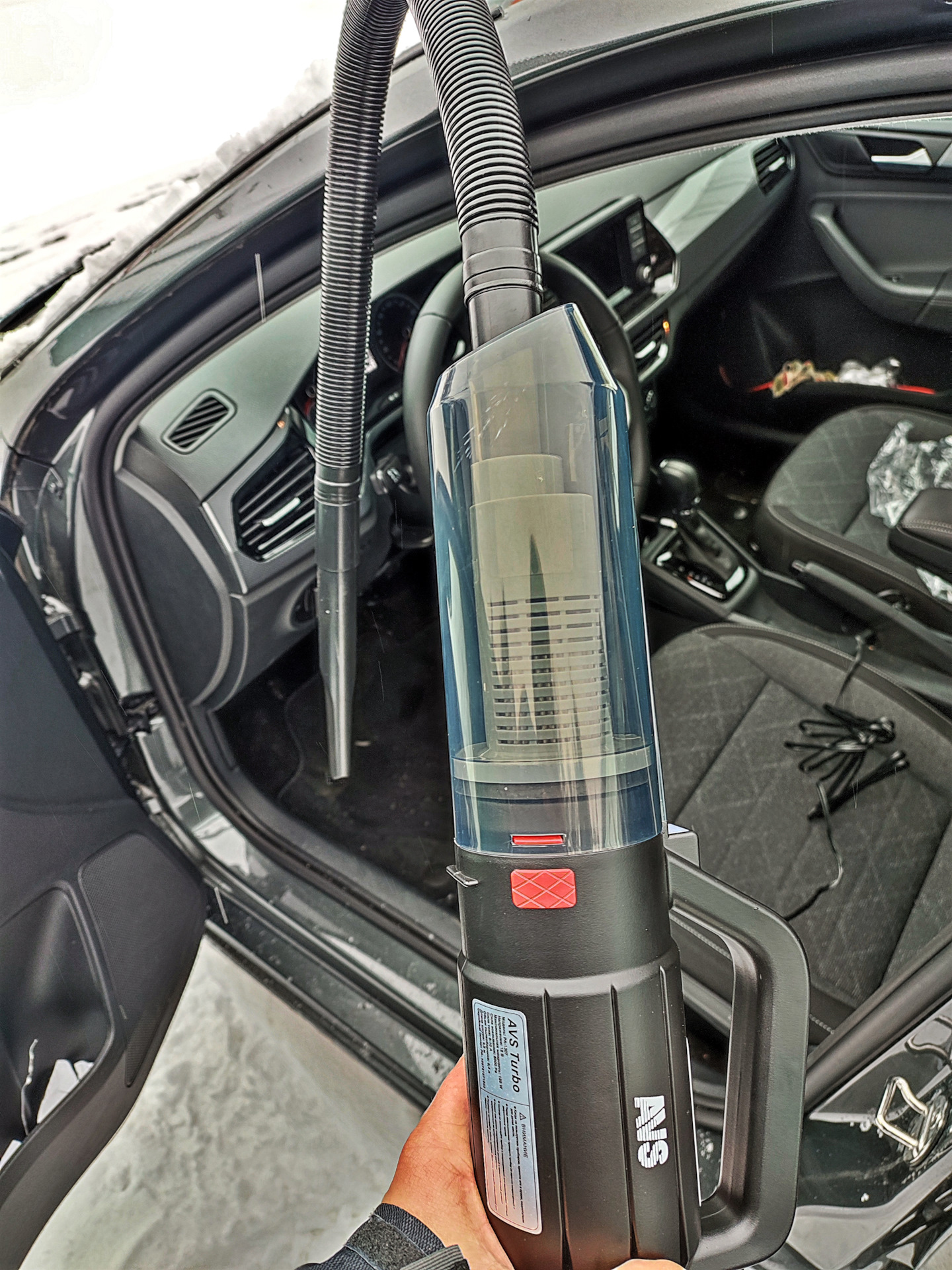 AVS PA-1007 — автопылесос который ВДУЕТ любому ковролину, еще и ЗАСОСЕТ ...