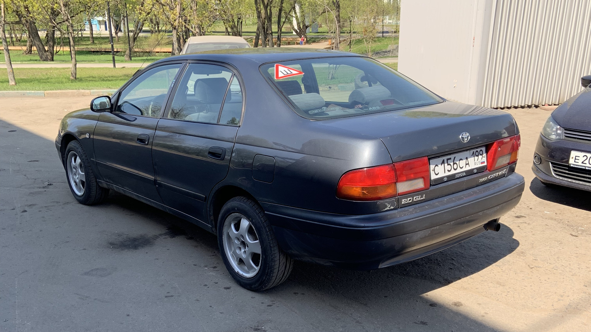 Toyota Carina ные Карина е