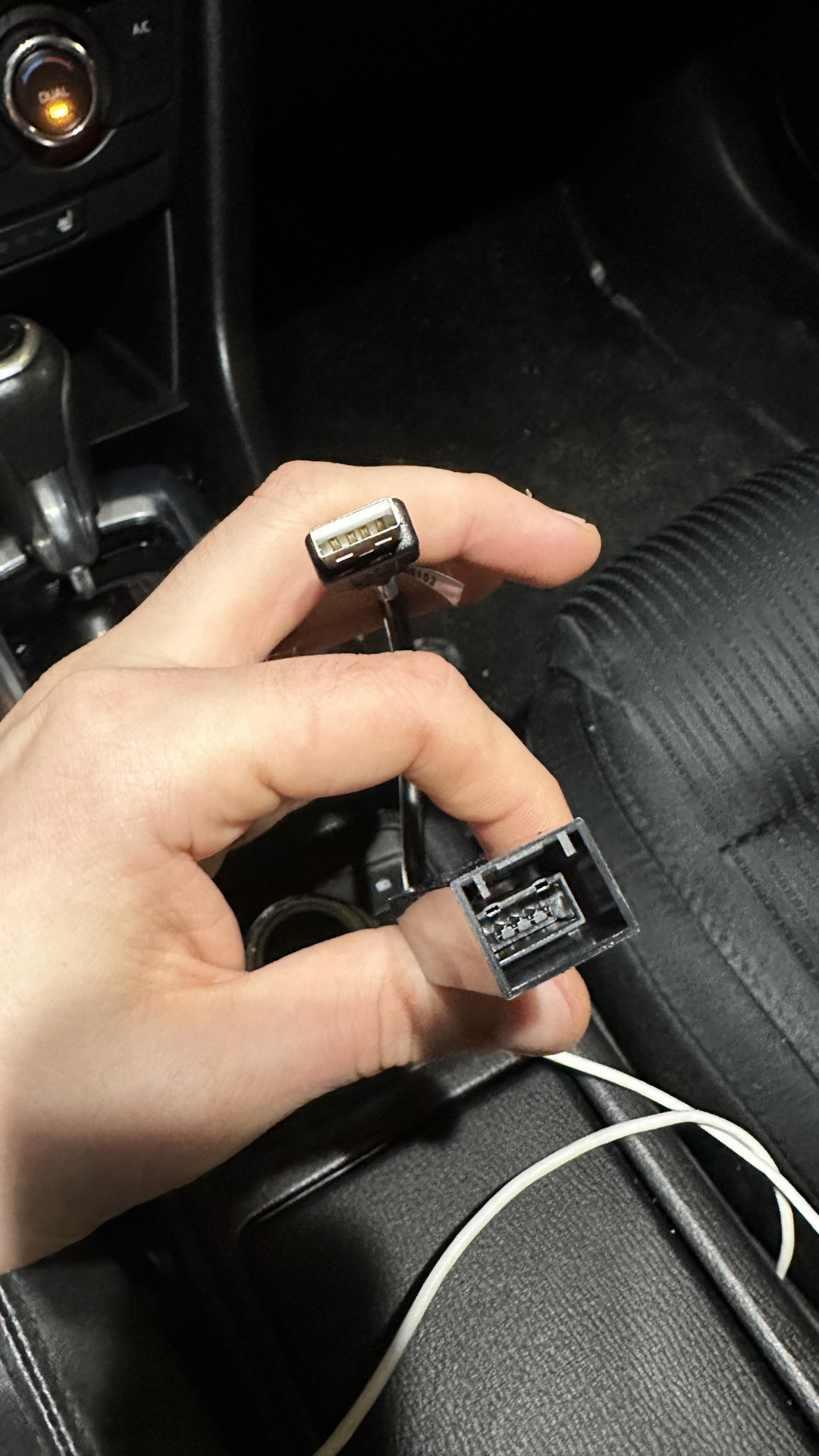 Блютуз адаптер 5. Переходник ide на sata dvd для dvd привода. Hdmi vga переходник схема. Переходник ps/2 usb для клавиатуры распиновка. Как подключить переходник.