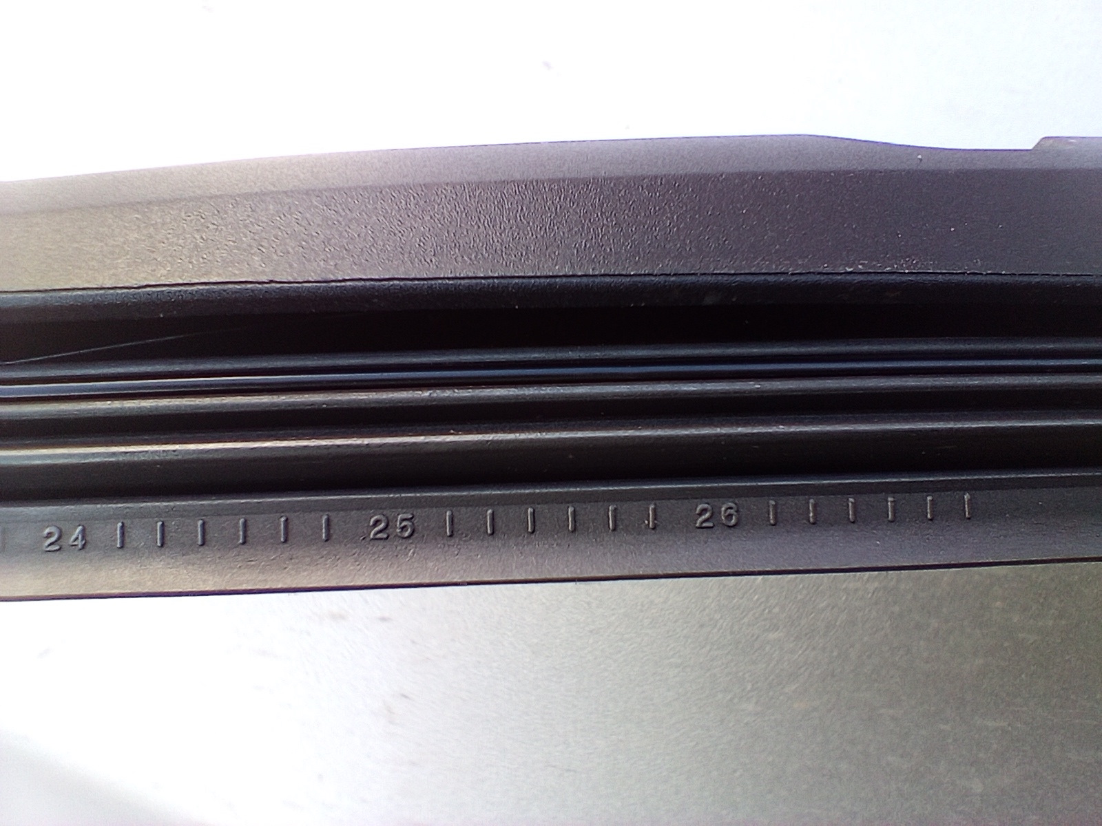 Гибридная щётка дворника LivCar (LCDV2665H) — Volvo S80 (1G), 2,4 л ...