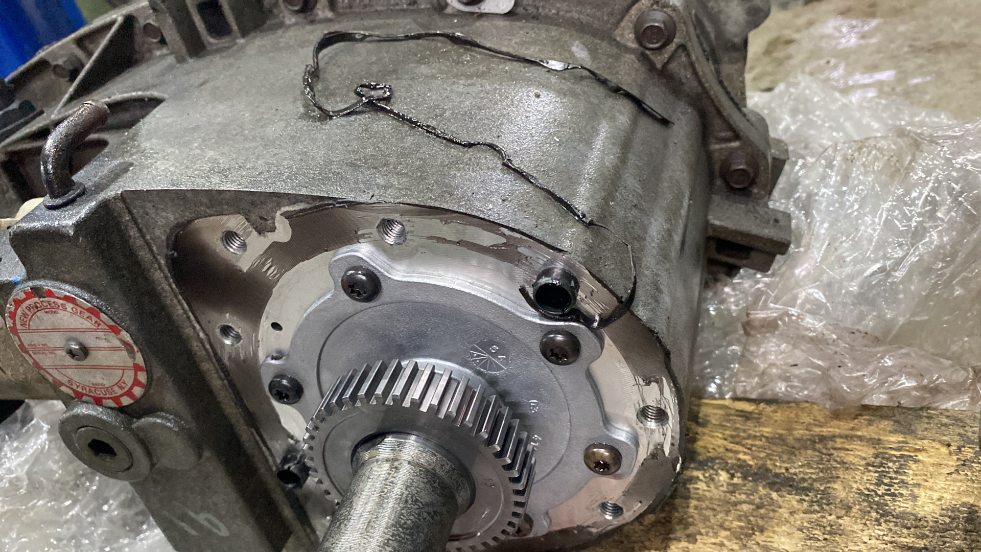 Замена раздаточной коробки, замена масла в заднем мосту — Chevrolet ...