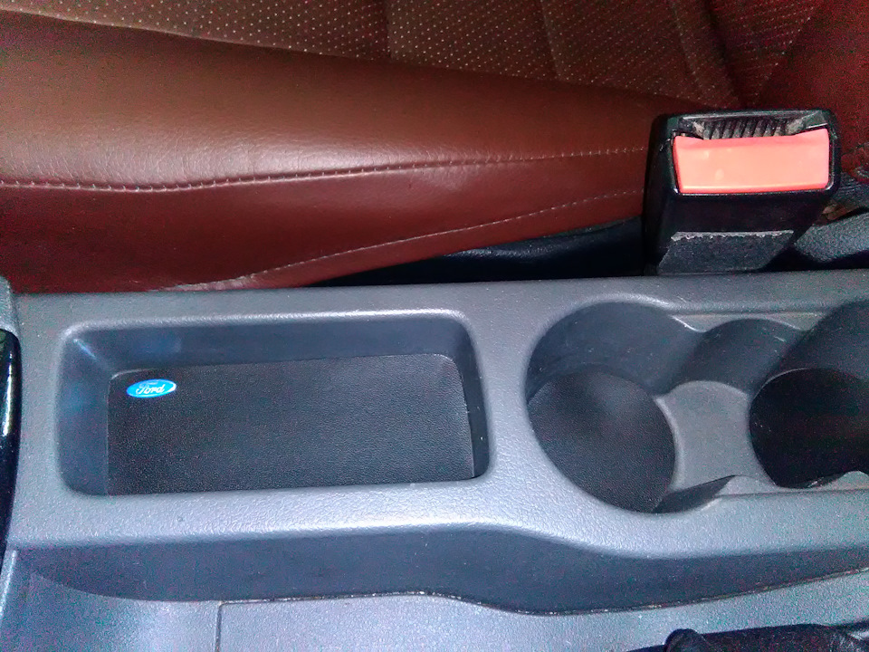 Шетки бош и коврики из наппы! — Ford Focus II Hatchback, 1,6 л, 2006 ...