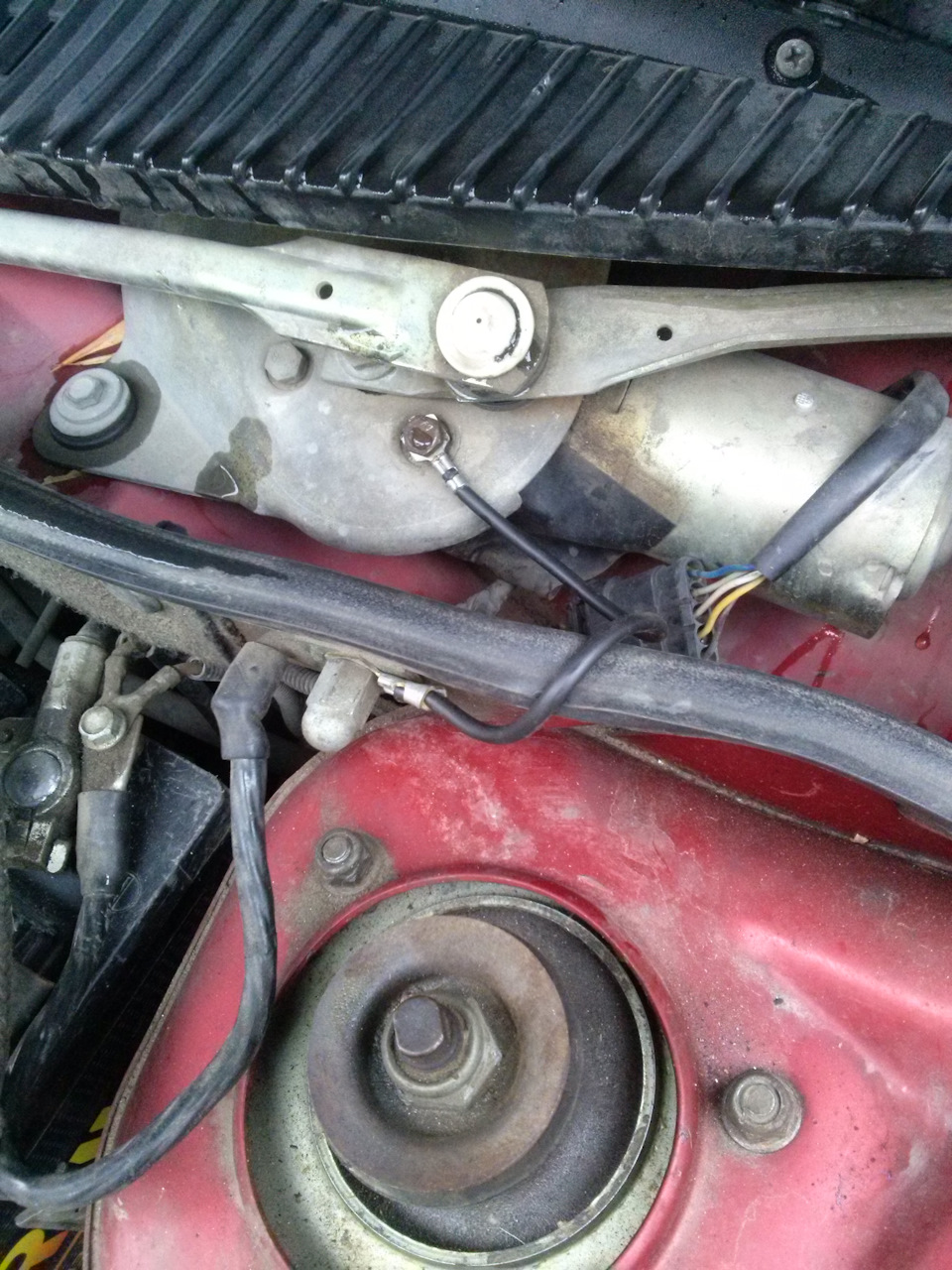 Масса на стеклоочиститель. — Lada Калина седан, 1,6 л, 2005 года ...