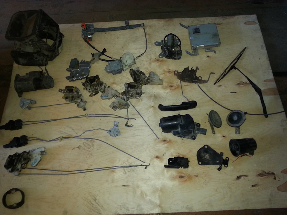 Распродаю запчасти для ниссан террано 2 и форд маверик — DRIVE2