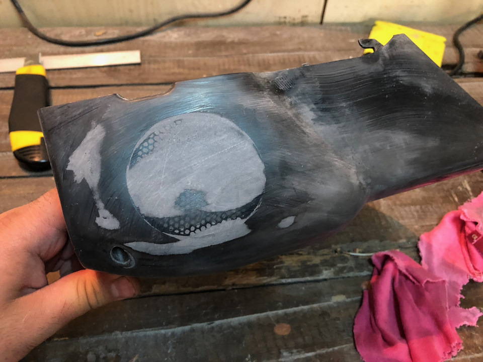 Шлифовка заглушки — Audi A8 (D2)