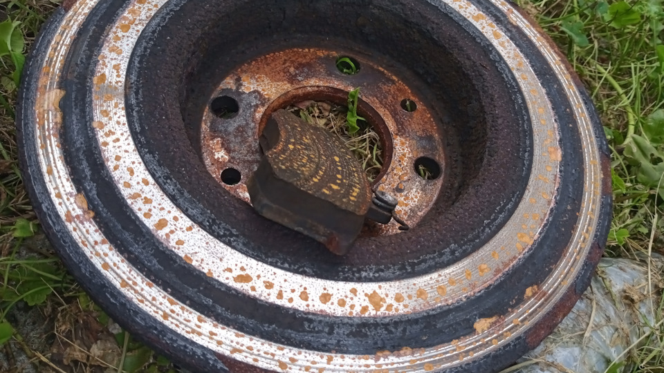 Почему так? — Lada 2114, 1,5 л, 2005 года | наблюдение | DRIVE2