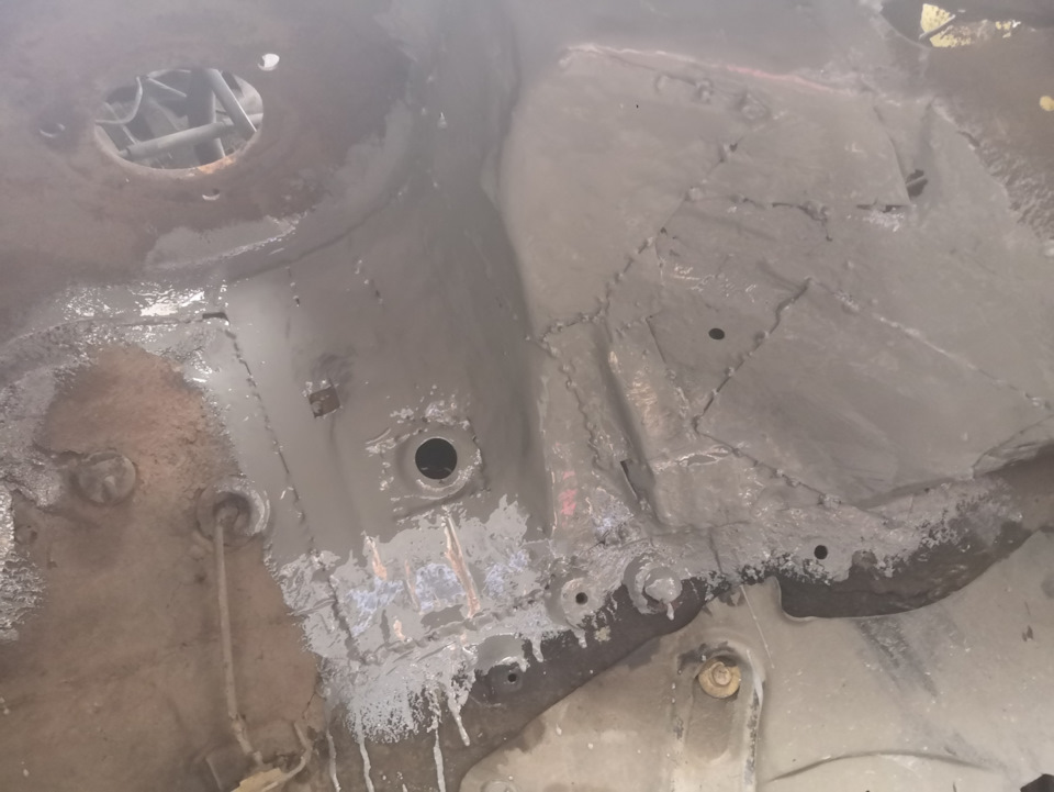 Про стакан. Лопнул… — Nissan Presage (1G), 1999 года | поломка | DRIVE2