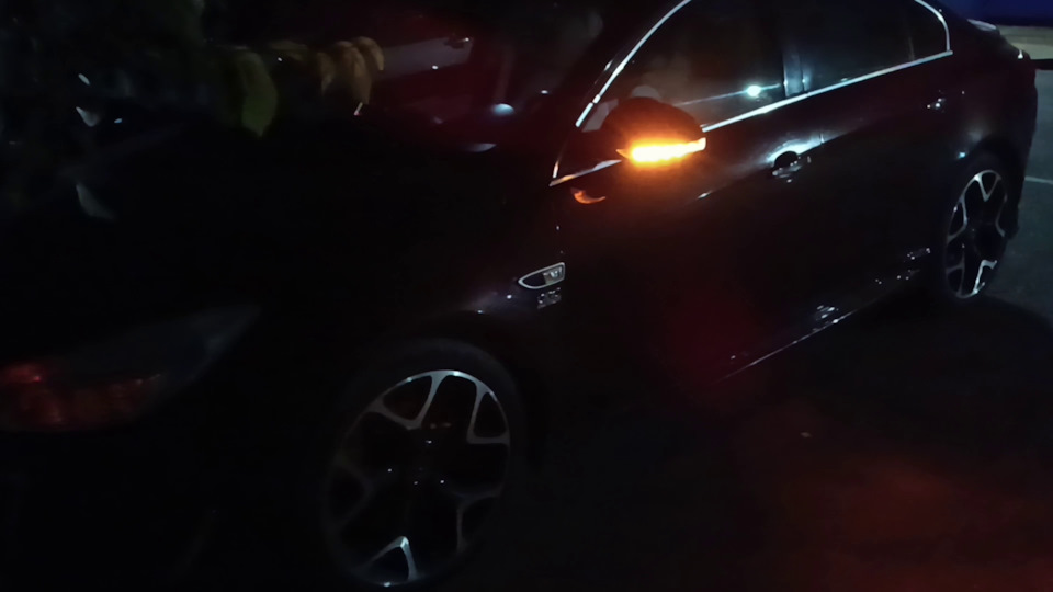 ПОДКЛЮЧЕНИЕ поворотников в боковых зеркалах заднего вида на Opel ...