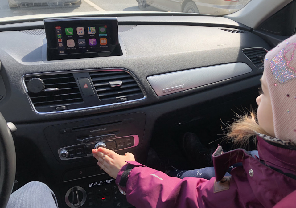 Фото в бортжурнале Audi Q3 (1G)